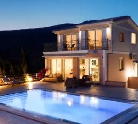 Kanfis With Panoramic View Villa